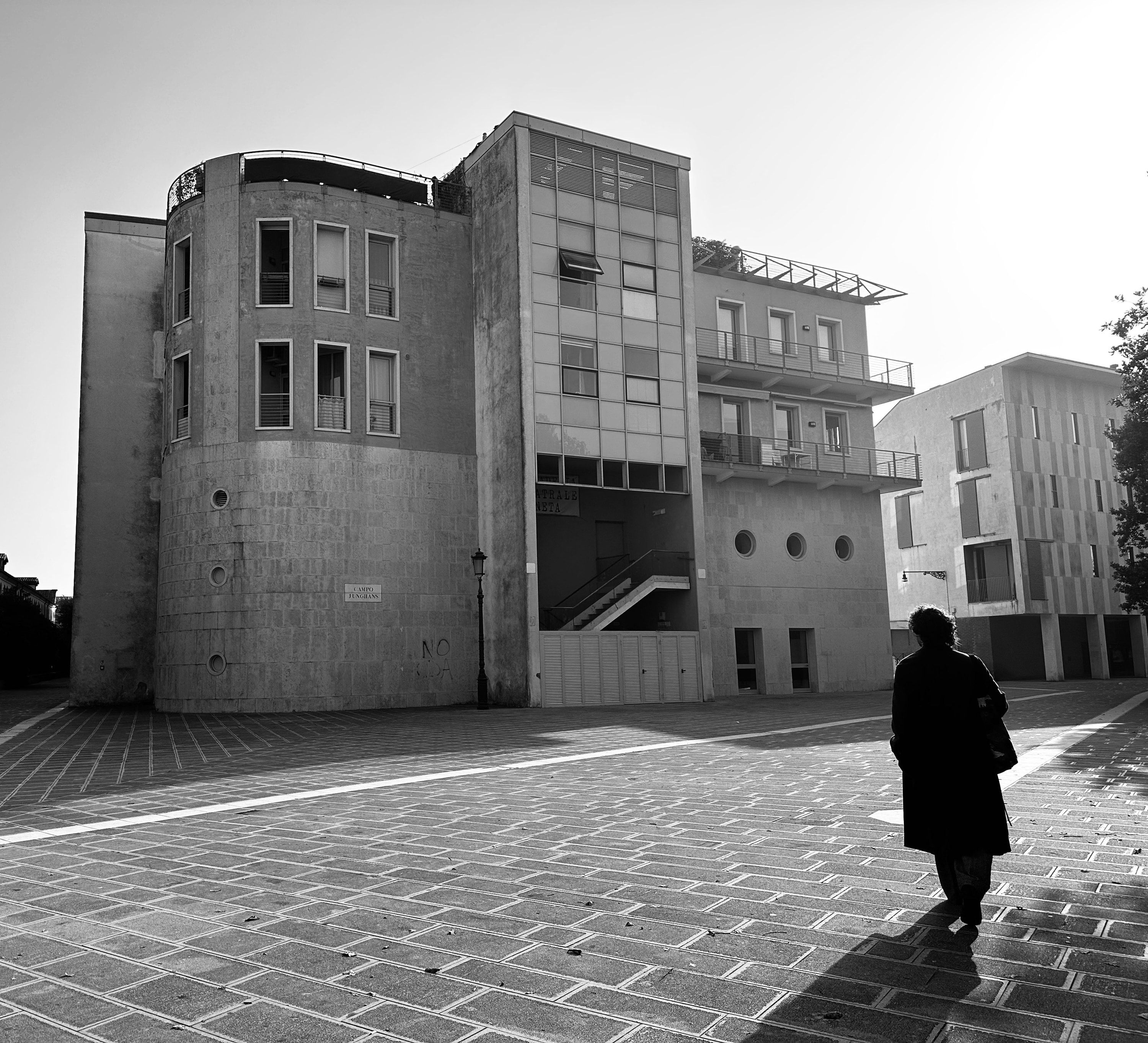 VENICE, VENICE, 2 / 5